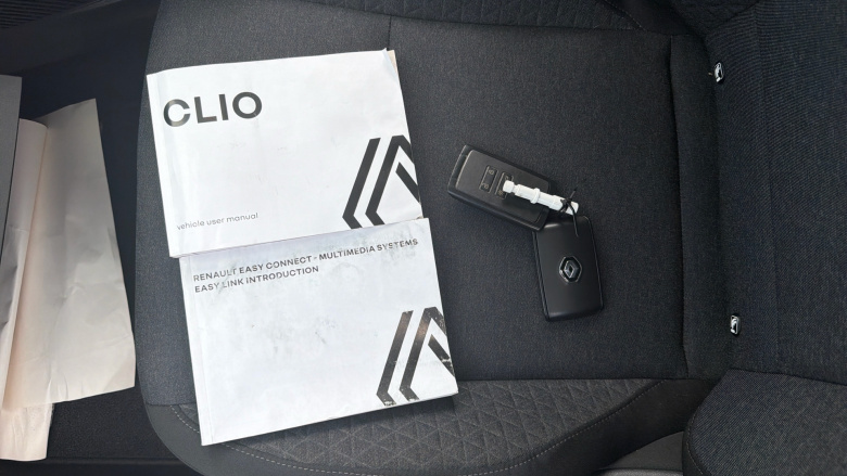 Renault Clio 1.0 TCe 90 Evolution 5dr Petrol Hatchback